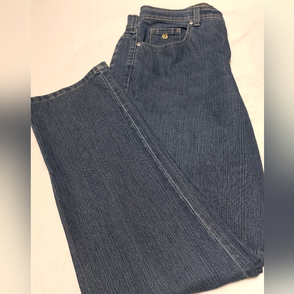 Gloria Vanderbuilt Blue Jeans. Size 16. Preloved.